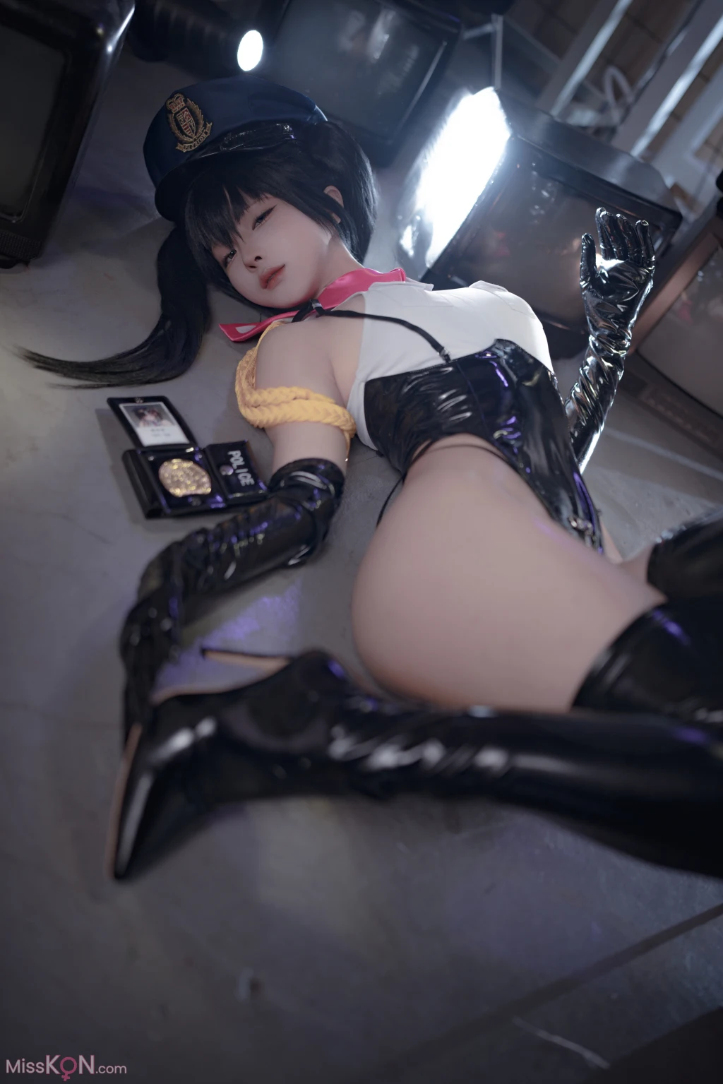 Coser@蠢沫沫 (chunmomo)_ 沙希女警