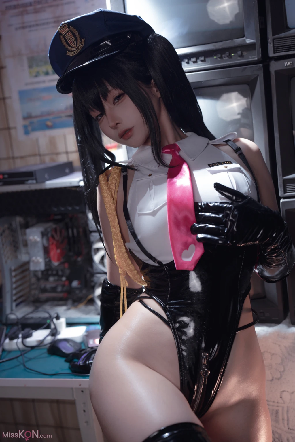 Coser@蠢沫沫 (chunmomo)_ 沙希女警