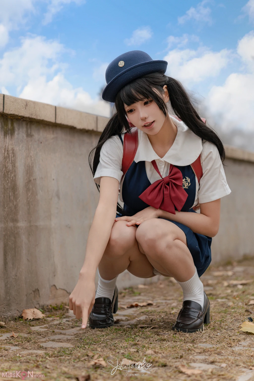 Coser@黏黏团子兔_ 捕获水手服 小剧场