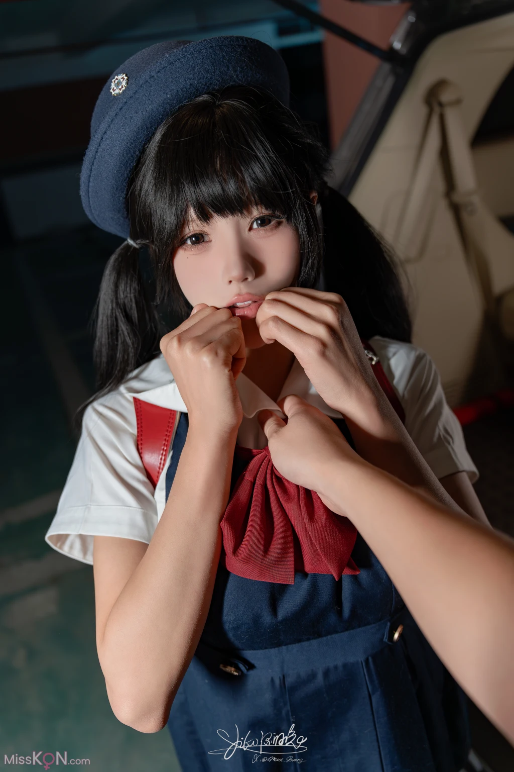 Coser@黏黏团子兔_ 捕获水手服 小剧场