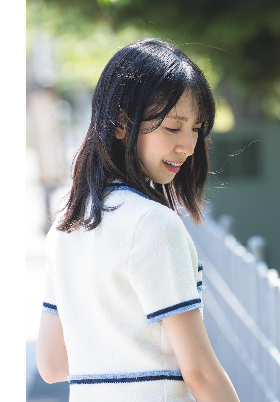 Miku Kanemura 金村美玖, Shonen Sunday 2024 No.45 (週刊少年サンデー 2024年45号)