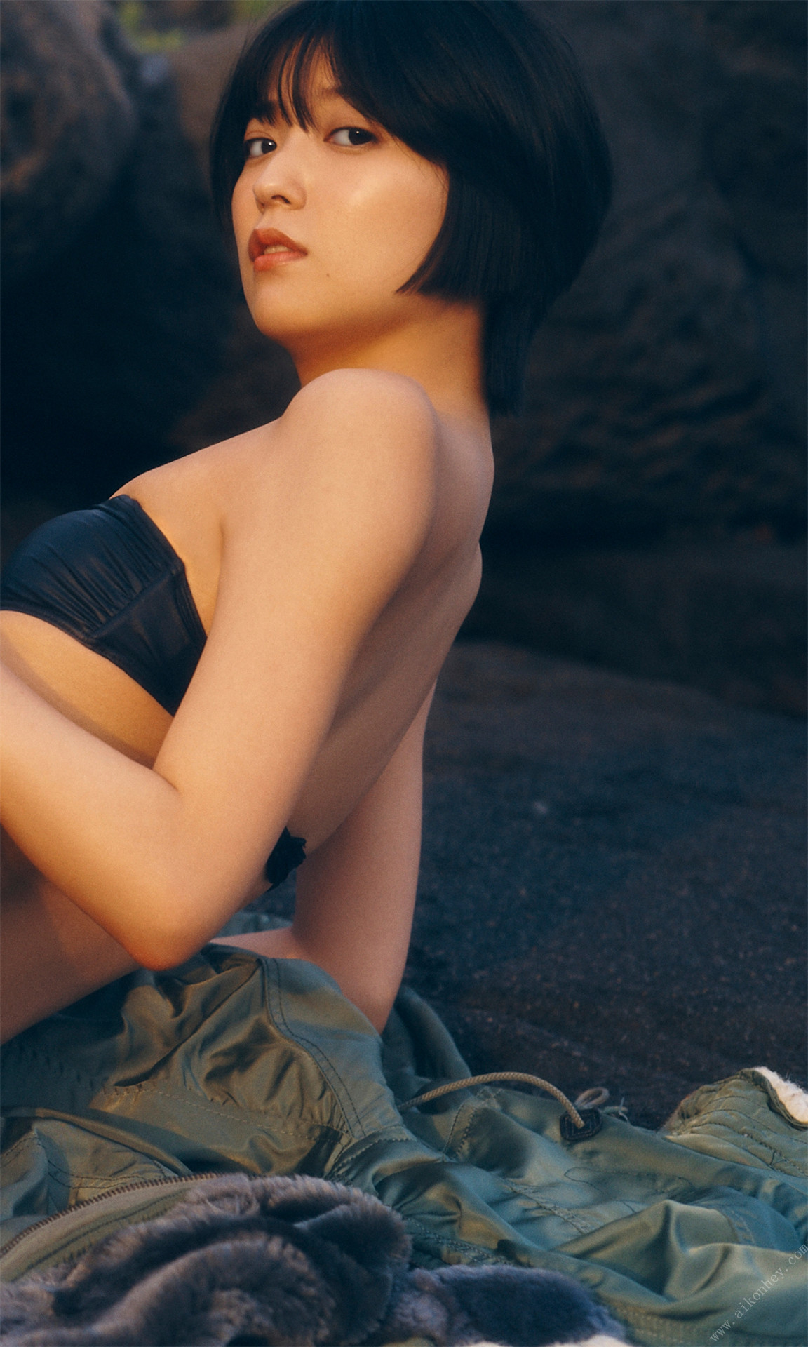 Mio Kudo 工藤美桜, 週プレ Photo Book 「夏の扉」 Set.03