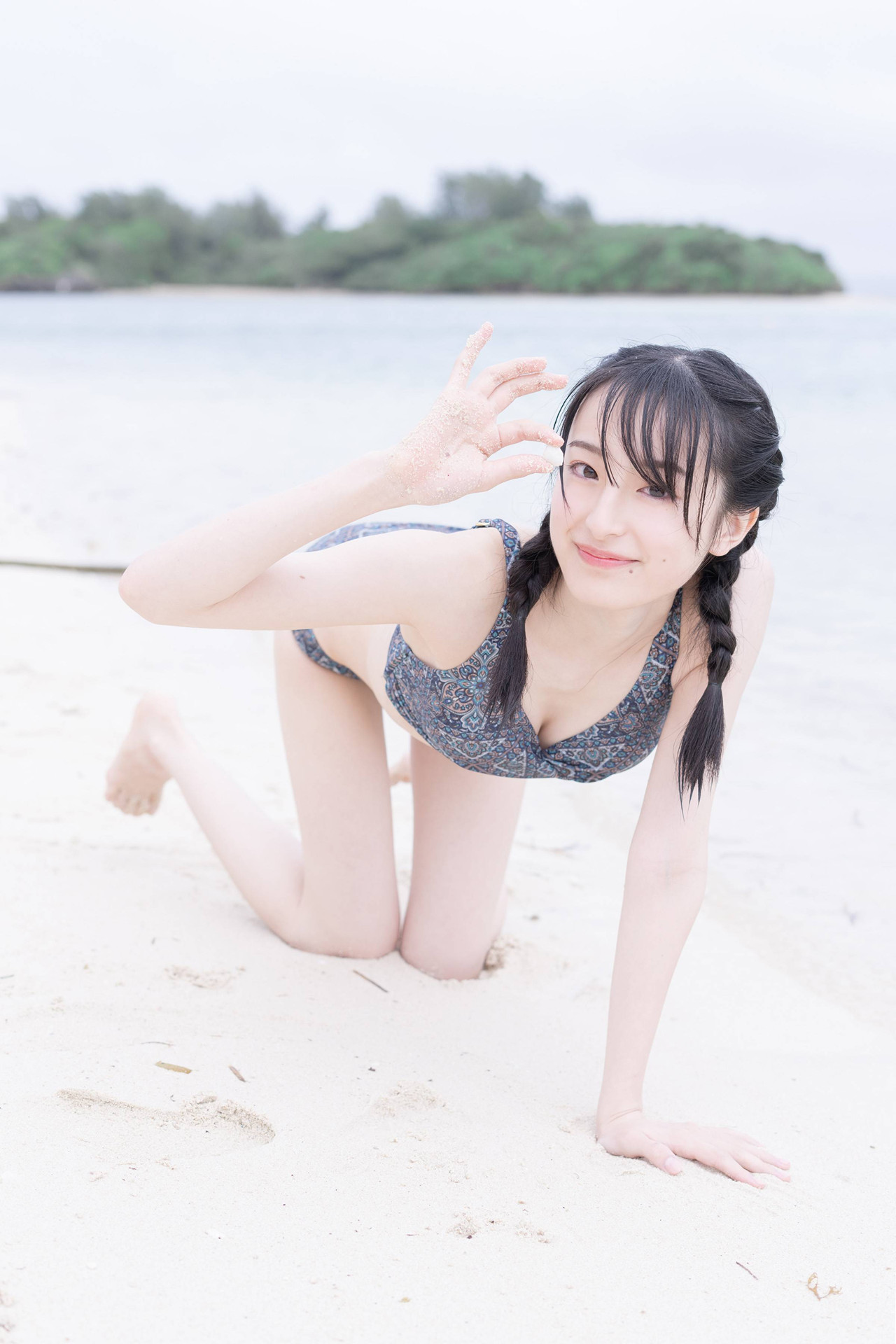 Misaki Kawahara 川原美咲, 48Times Premium Album 写真集 Set.02 10 Misaki Kawahara 川原美咲, 48Times Premium Album 写真集 Set.02