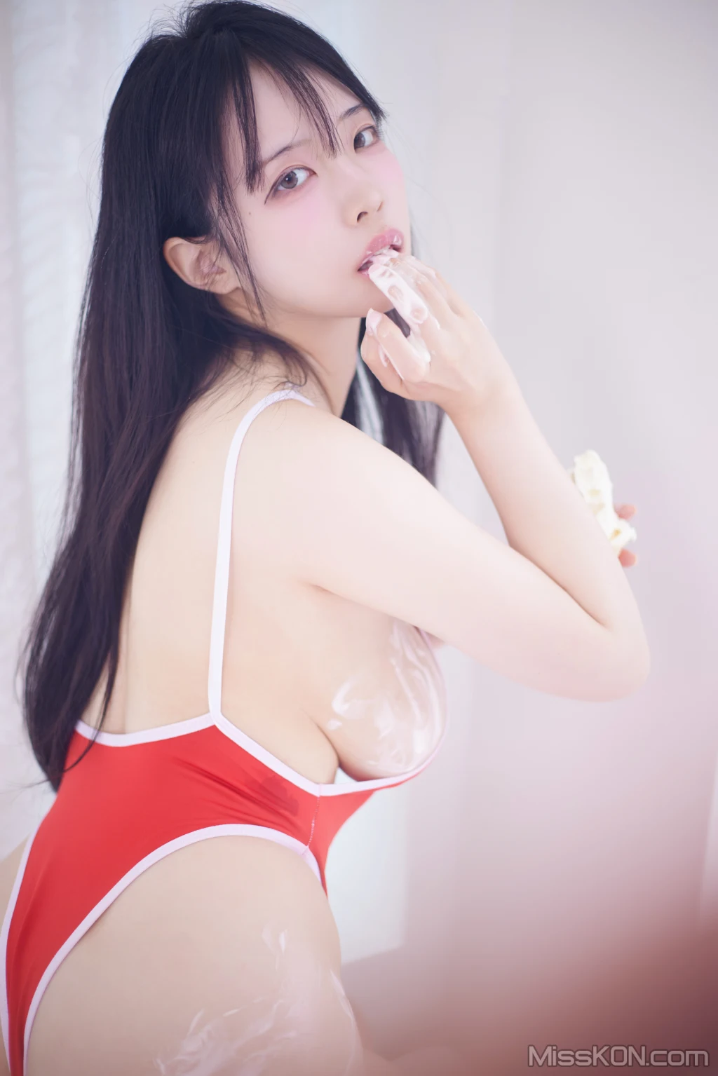 [Patreon] rinaモモリナ (momorina)_ Red Bikini