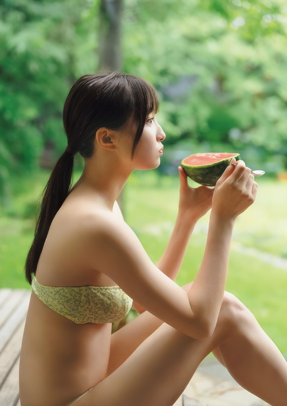 Natsuki Satonaka 里仲菜月, グラビアザテレビジョン Vol.73 (Gravure The Television Vol.73)