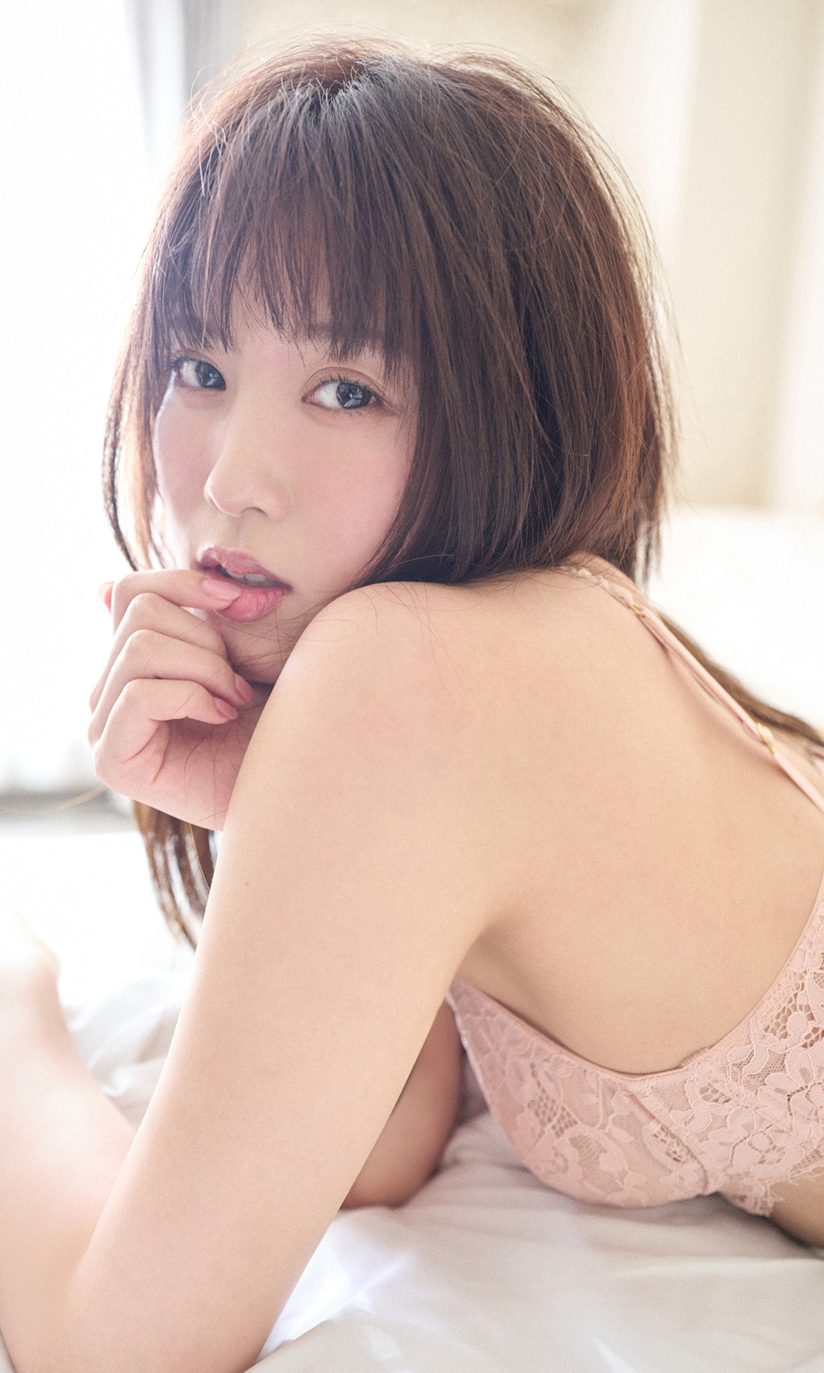 Rin Okabe 岡部麟, 週プレ Photo Book 「永遠の虜毒～prologue～」 Set.01