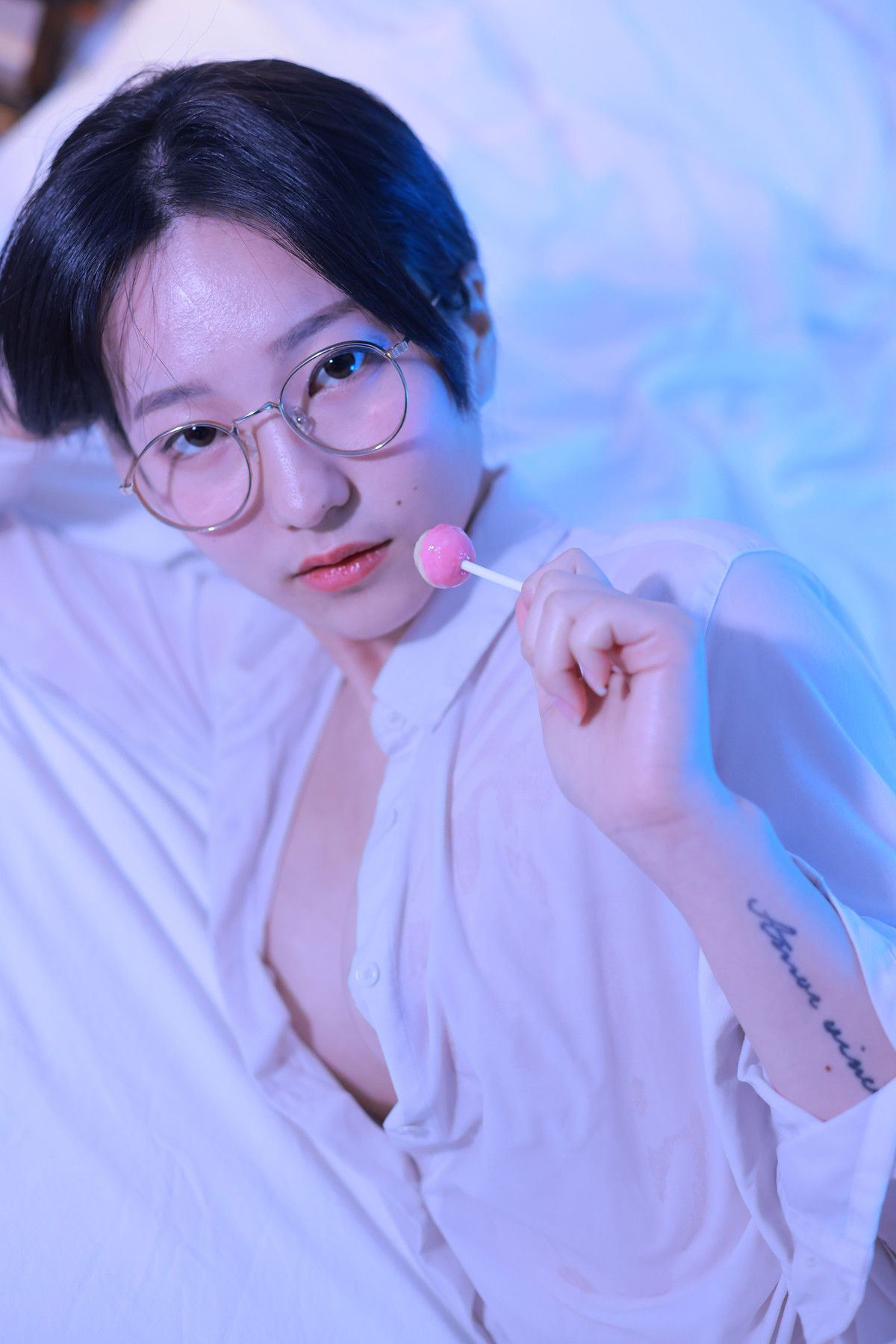 Sehee 세희, Photobook ‘ Glasses Shirt’ Set.01