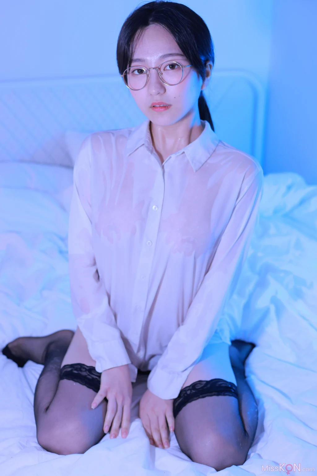 Sehee (세희)_ Glasses Shirt