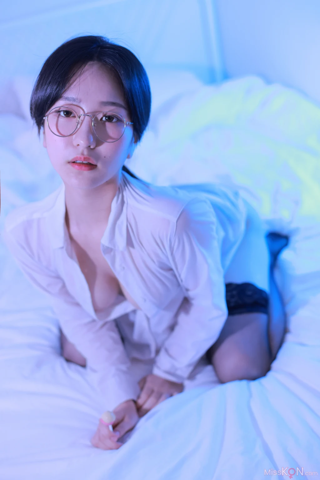 Sehee (세희)_ Glasses Shirt