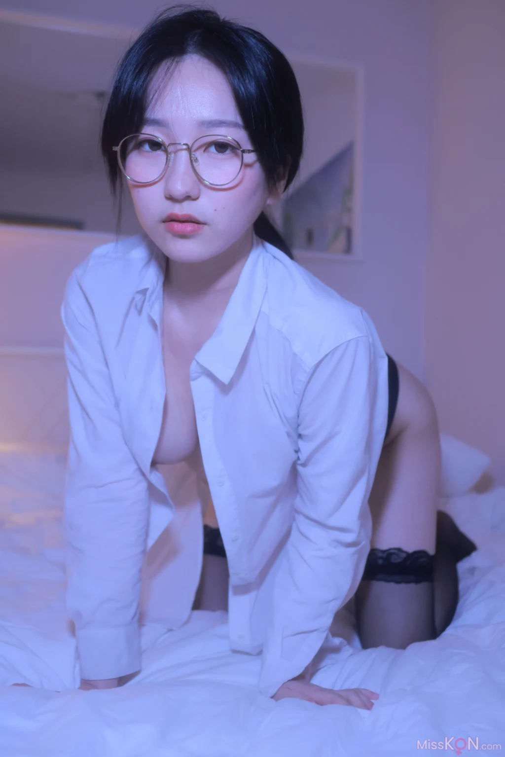 Sehee (세희)_ Glasses Shirt