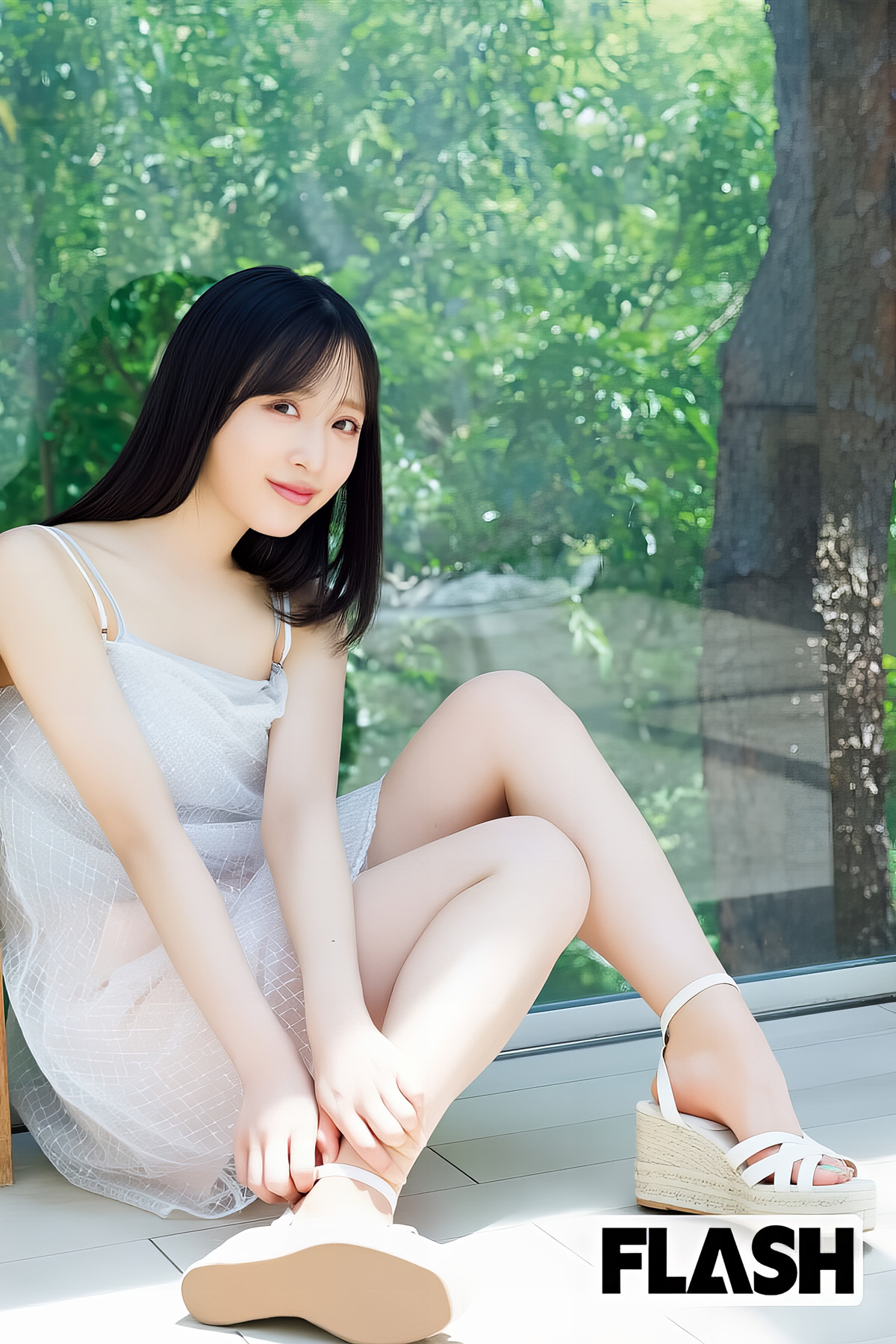 Yui Oguri 小栗有以, FLASH 2024.10.15 (フラッシュ 2024年10月15日号)