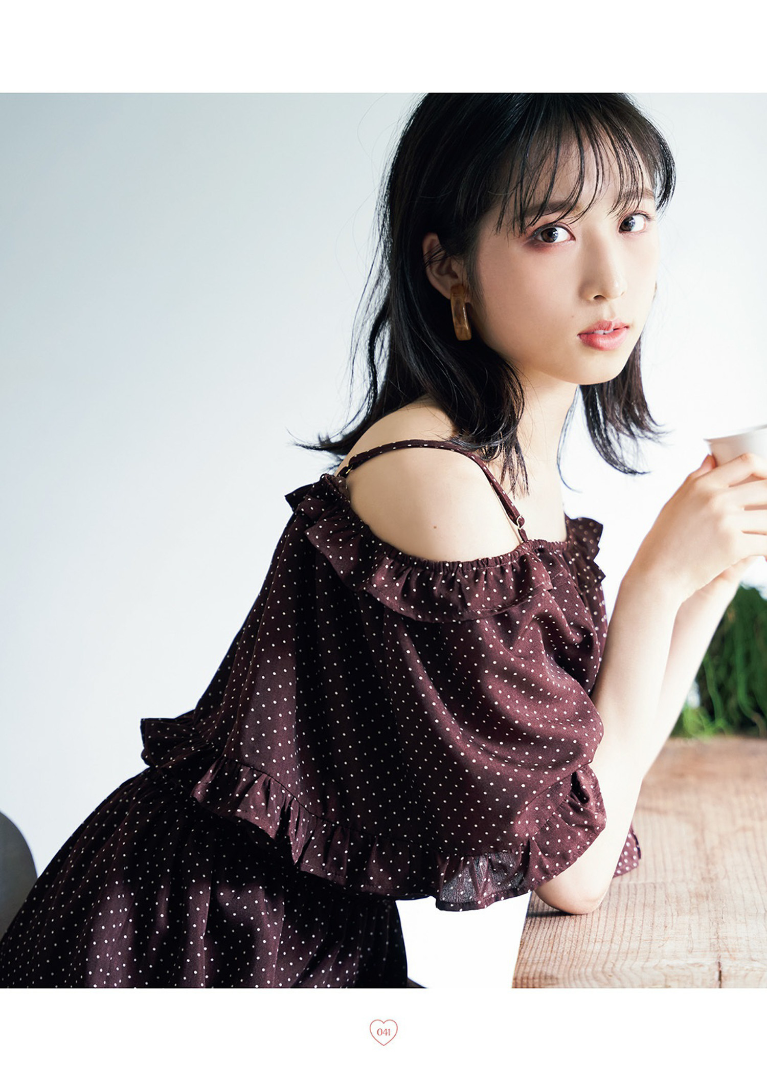 Yui Oguri 小栗有以, Ray レイ Magazine 2022.12