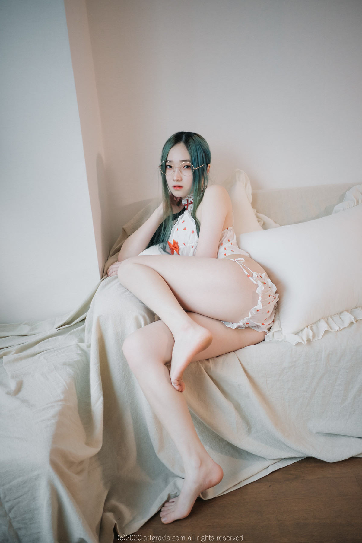 Bambi 밤비, ArtGravia Vol.160 Photobook Set.01