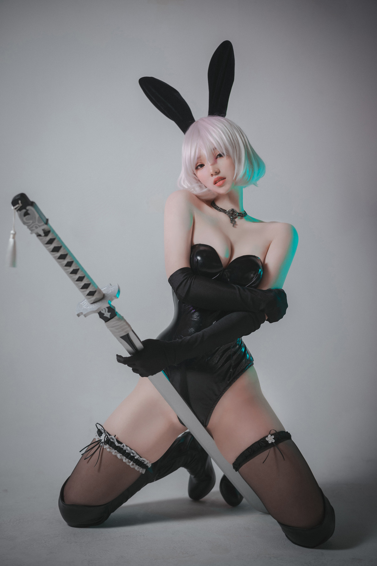 Bambi 밤비, DJAWA ‘La Rose NoirE 2B’ Set.05