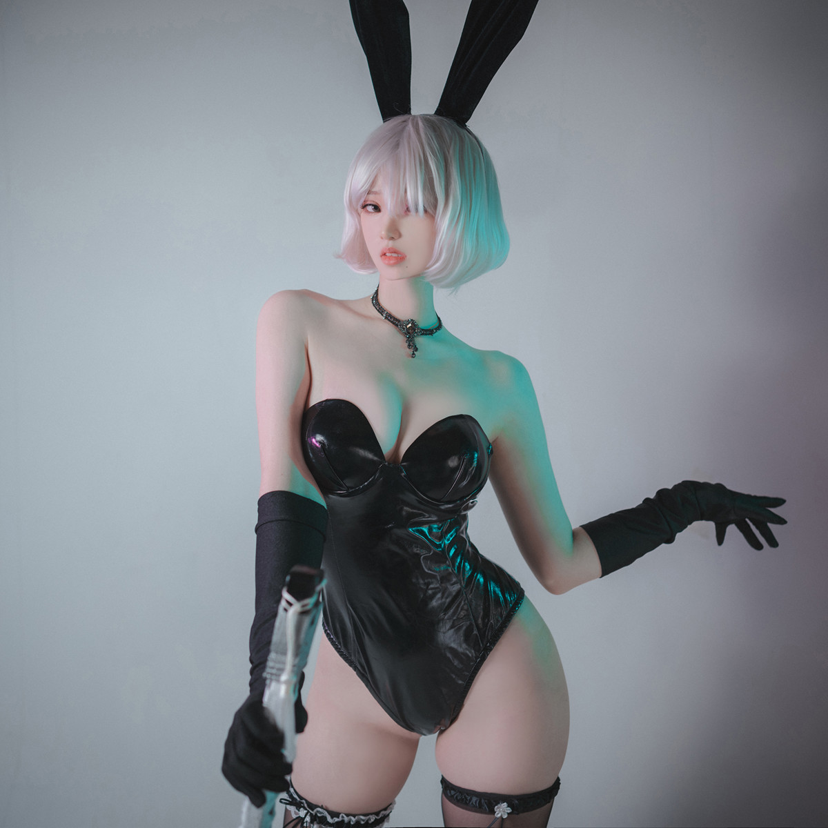 Bambi 밤비, DJAWA ‘La Rose NoirE 2B’ Set.05