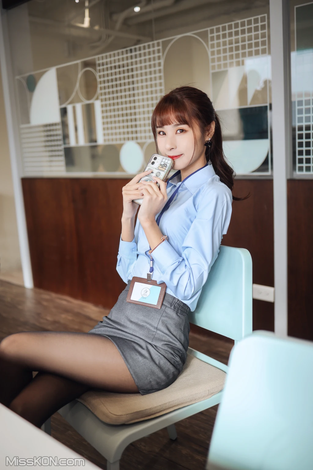 Coser@泥泥汝_ OL女郎A