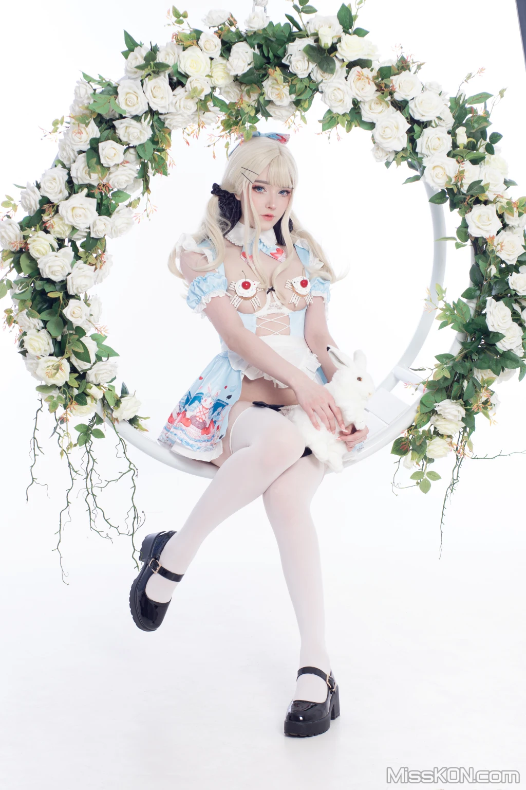 Coser@Candy_Ball_ Alice in Easterland