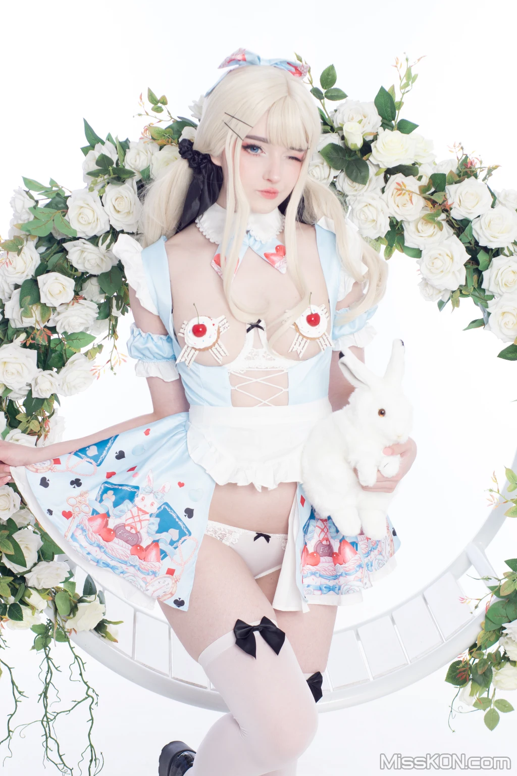 Coser@Candy_Ball_ Alice in Easterland