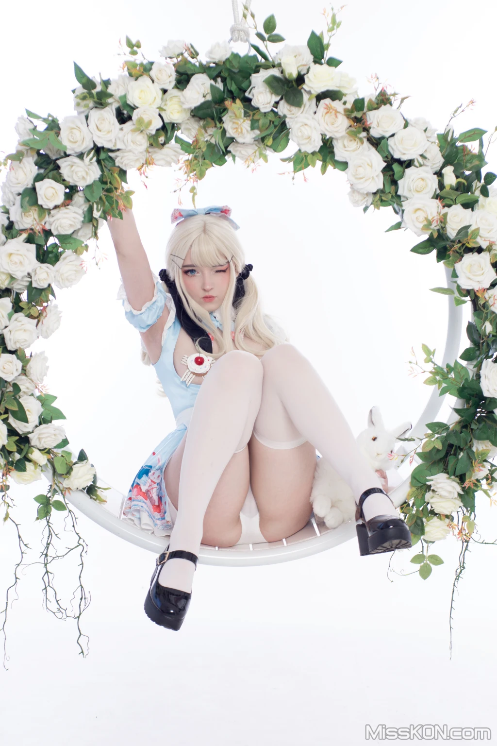 Coser@Candy_Ball_ Alice in Easterland