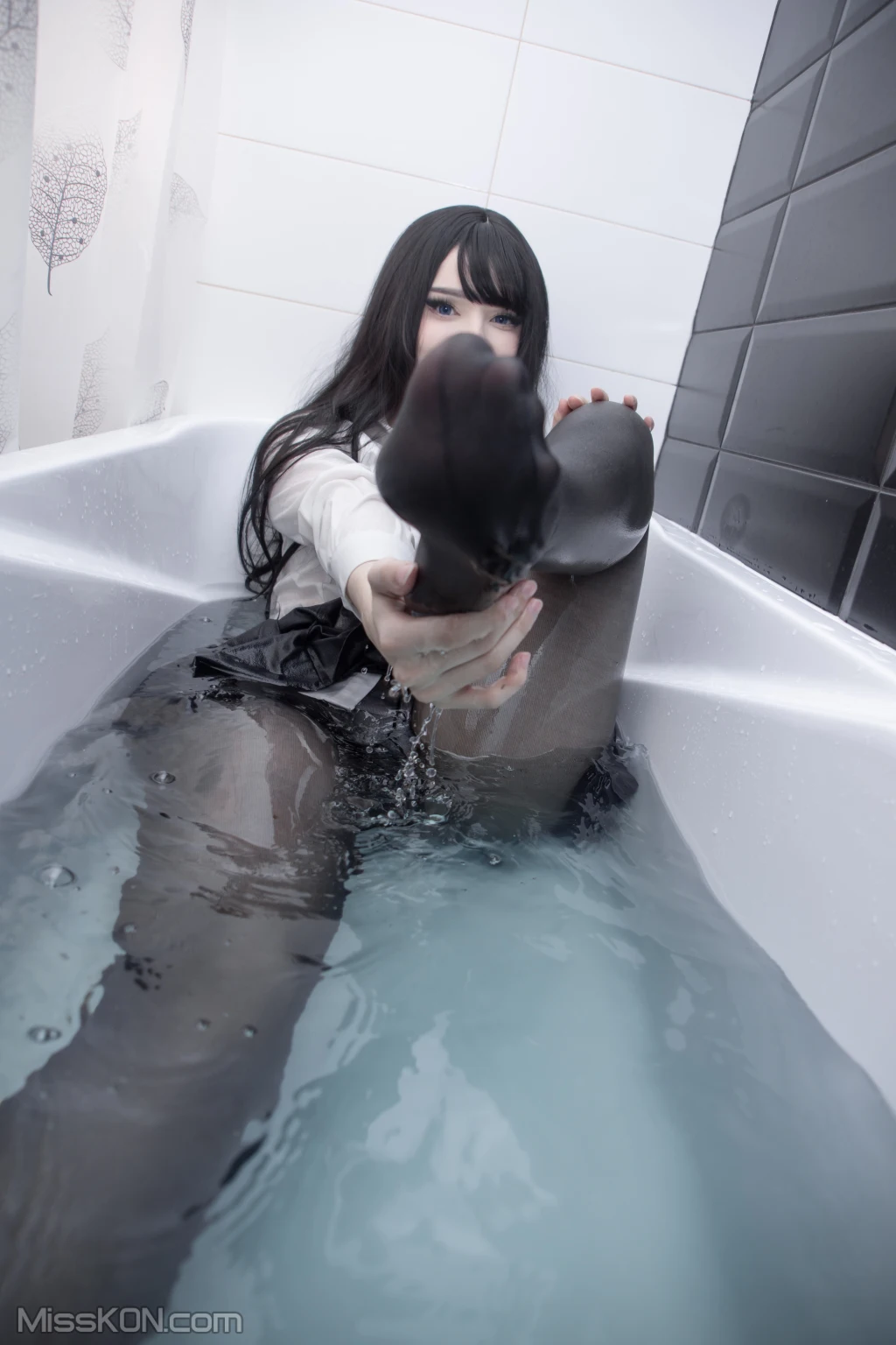 Coser@Candy_Ball_ Bath Girl