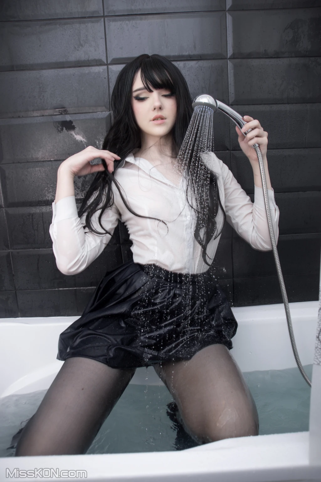 Coser@Candy_Ball_ Bath Girl