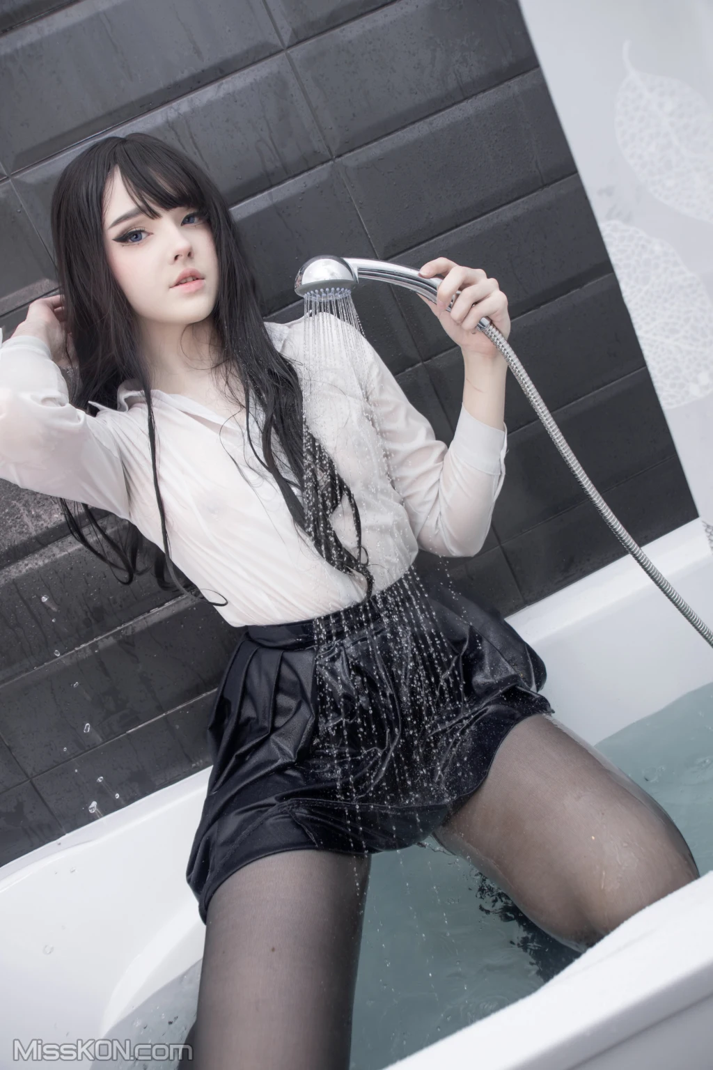 Coser@Candy_Ball_ Bath Girl