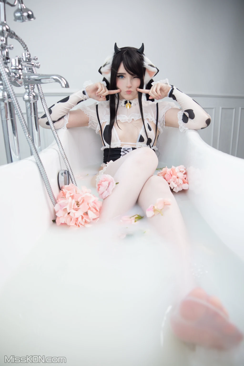 Coser@Candy_Ball_ Got Milk