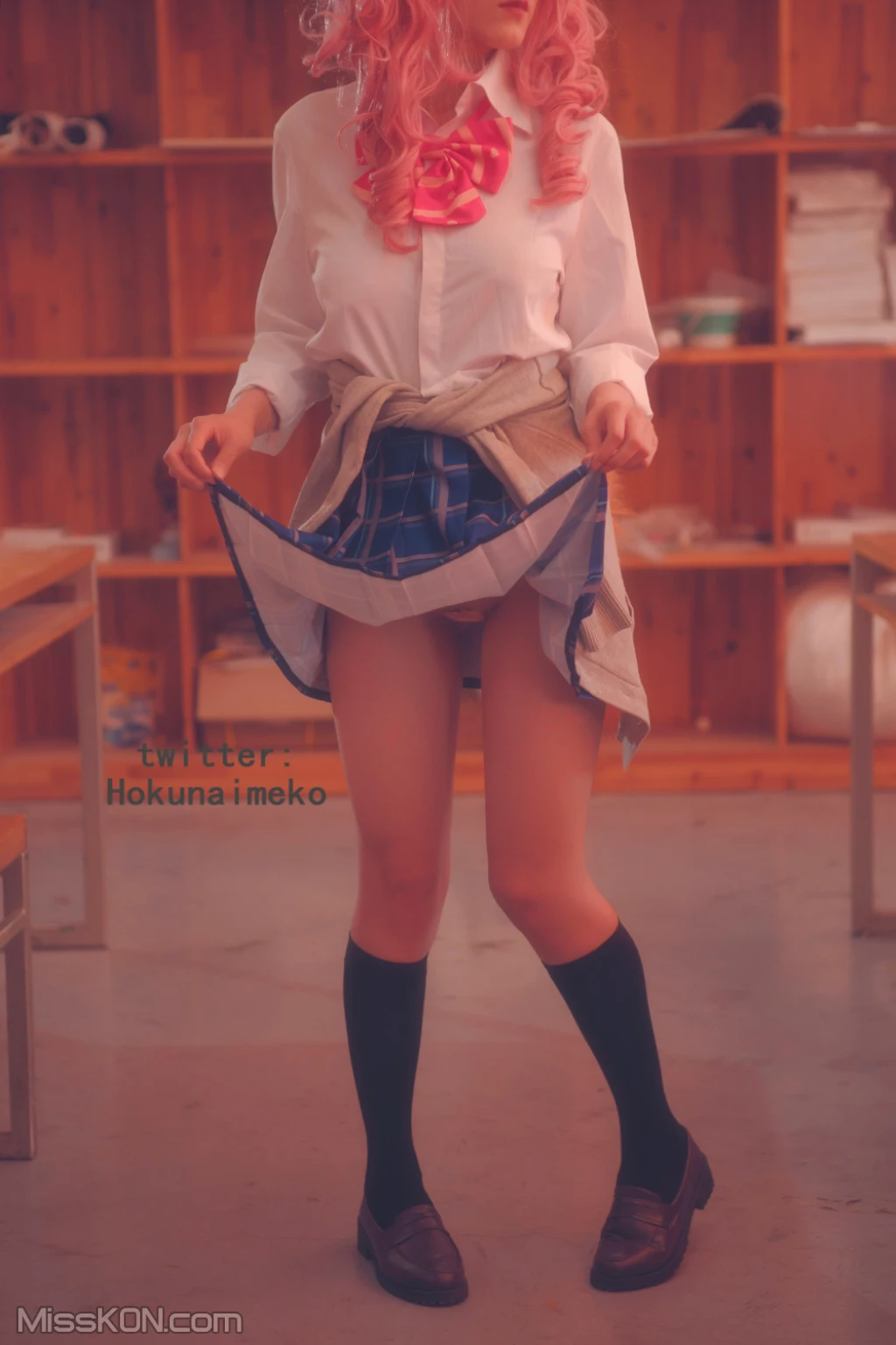 Coser@Hokunaimeko (北乃芽子)_ 玉藻前制服ver