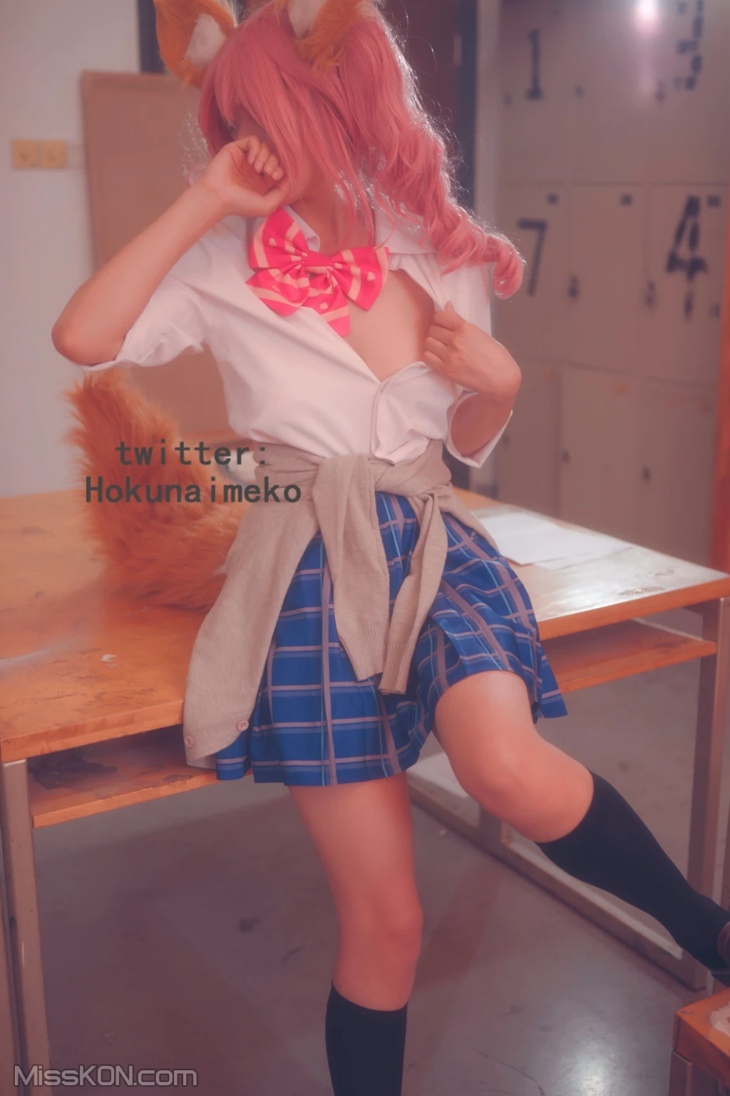 Coser@Hokunaimeko (北乃芽子)_ 玉藻前制服ver