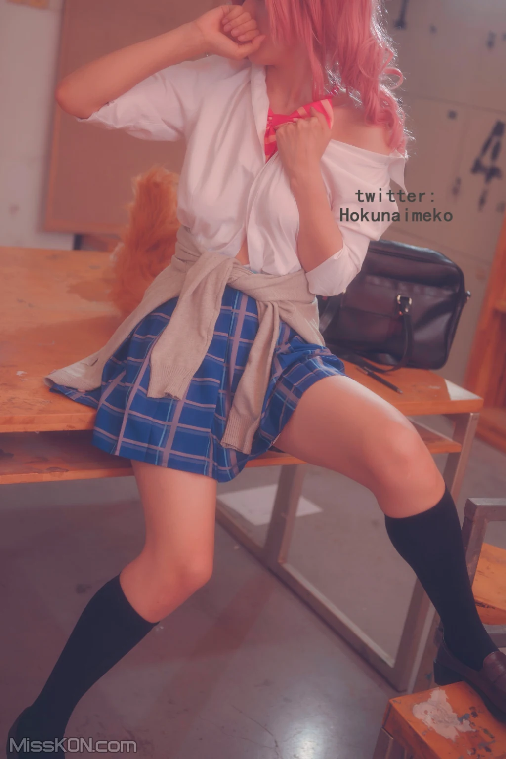 Coser@Hokunaimeko (北乃芽子)_ 玉藻前制服ver