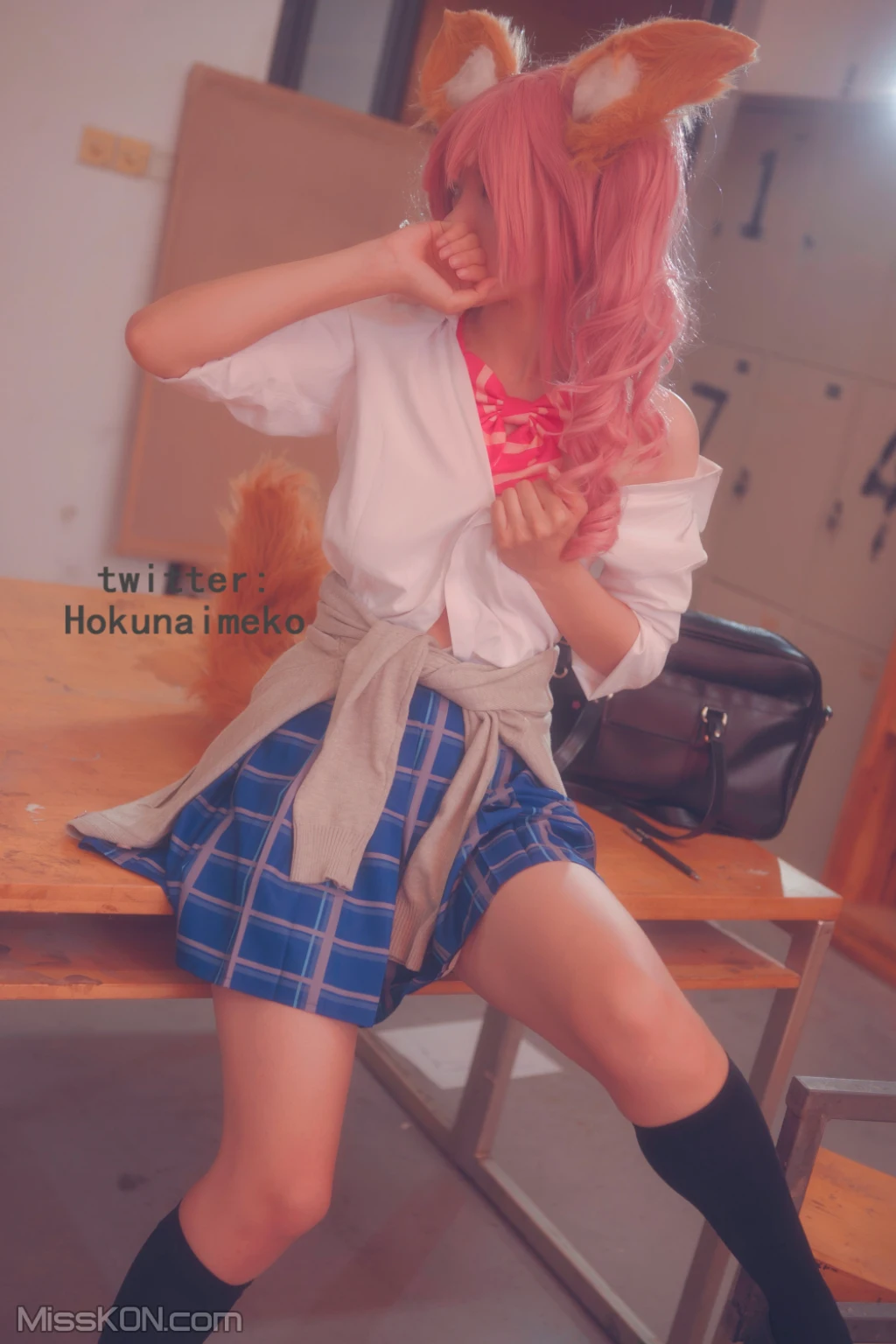 Coser@Hokunaimeko (北乃芽子)_ 玉藻前制服ver