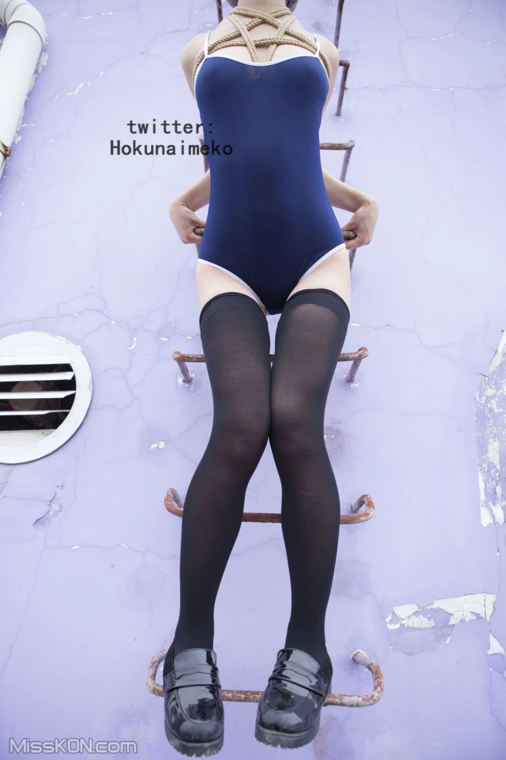 Coser@Hokunaimeko (北乃芽子)_ 絞り！露出！スク水のＪＫ