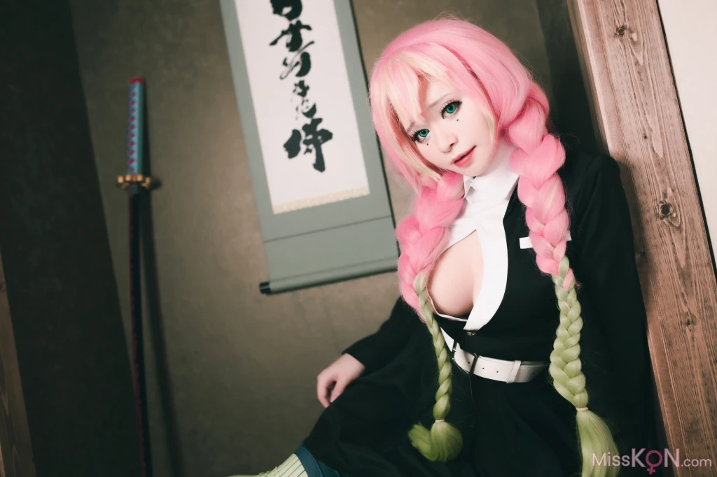 Coser@MeenFox_ Mitsuri Kanroji (Onsen Version 18+)