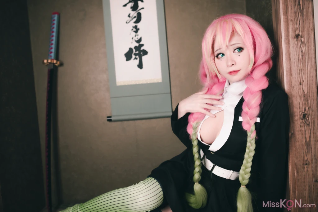 Coser@MeenFox_ Mitsuri Kanroji (Onsen Version 18+)