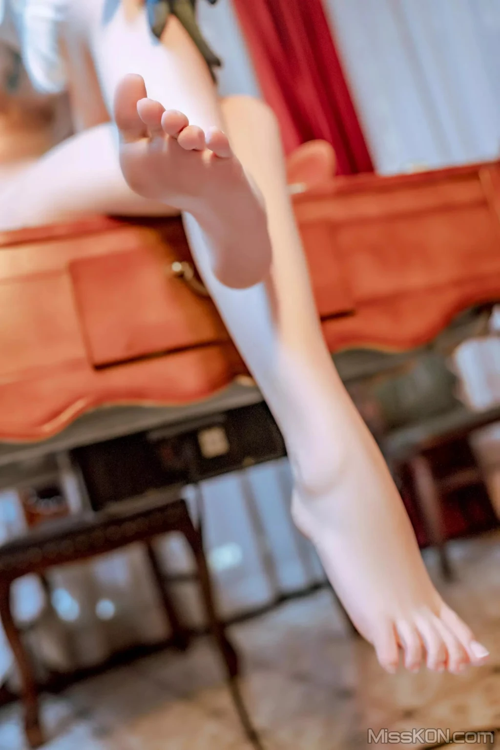 Coser@Quan冉有点饿_ 芙洛伦