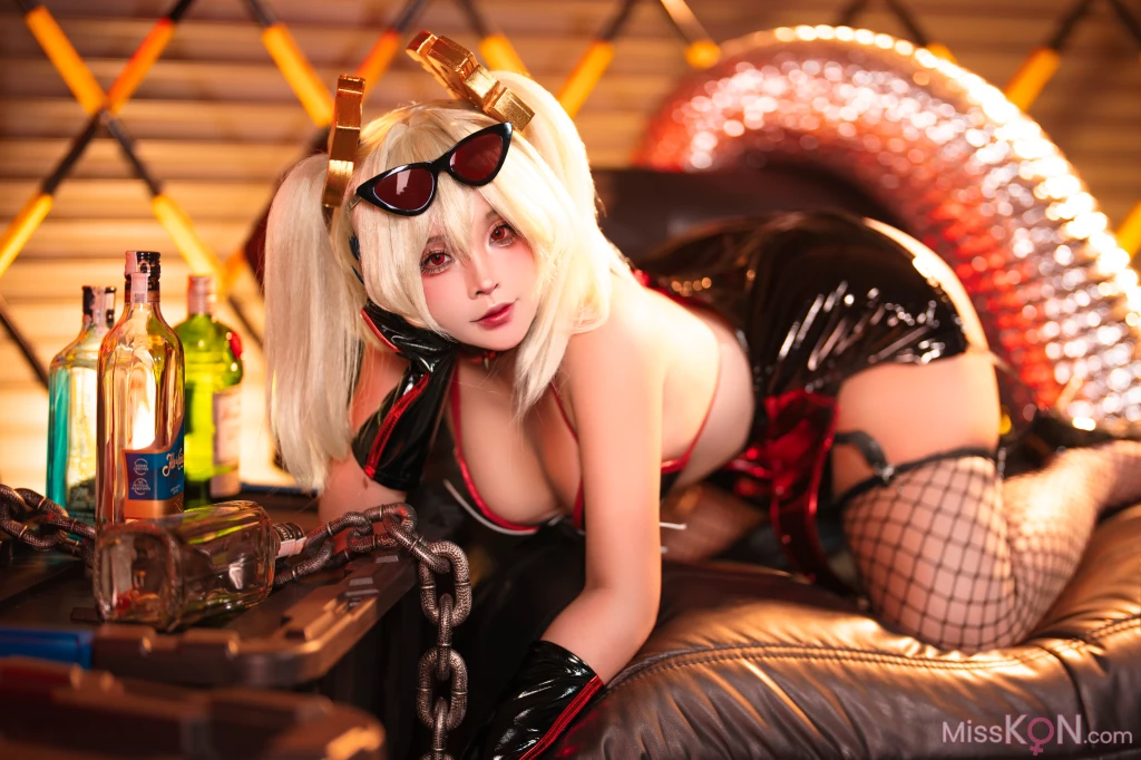 Coser@Sayo Momo_ Set A Burnice