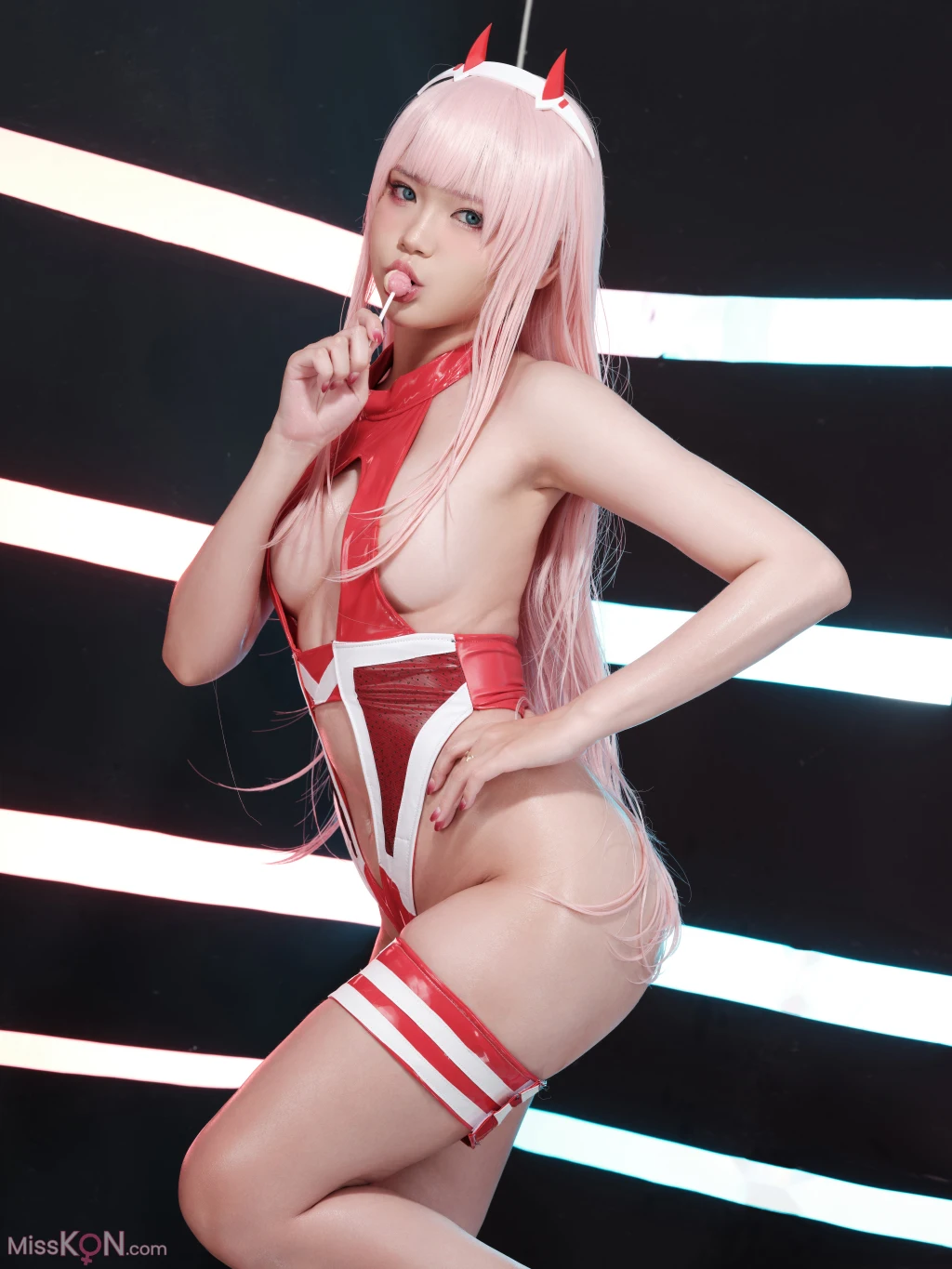 Coser@ZinieQ_ Darling in the Franxxx Zero Two