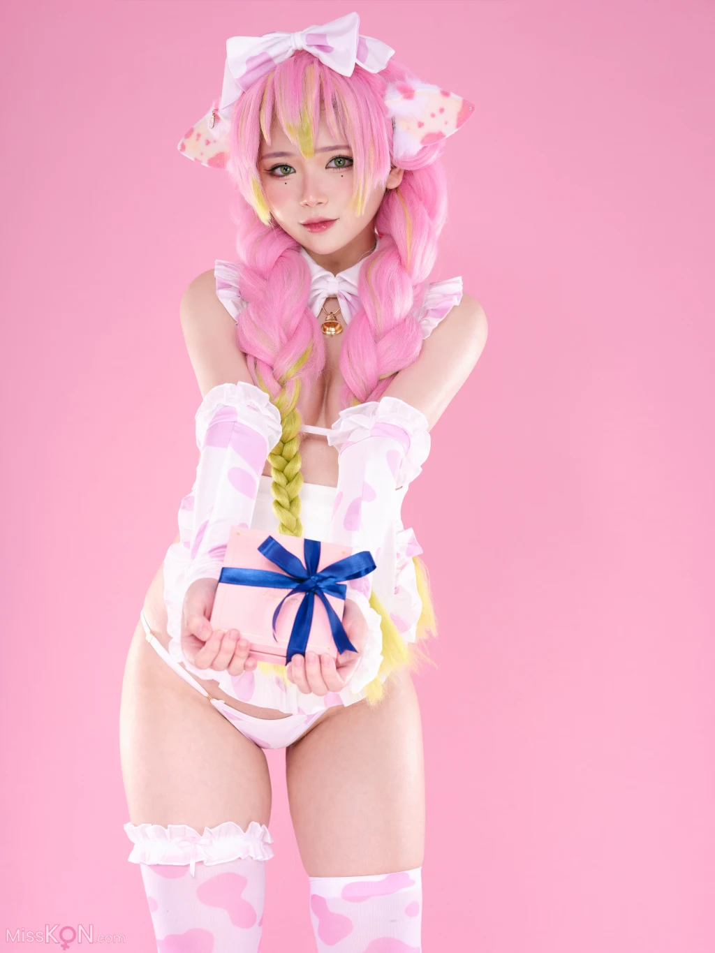 Coser@ZinieQ_ Demon Slayer Mitsuri Kanroji Valentine