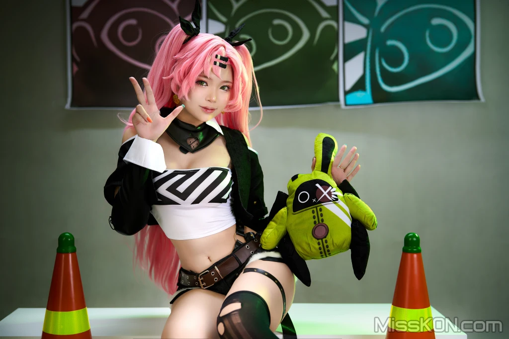 Coser@ZinieQ_ Nicole (Zenless Zone Zero)