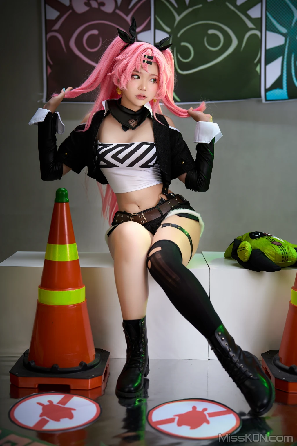 Coser@ZinieQ_ Nicole (Zenless Zone Zero)