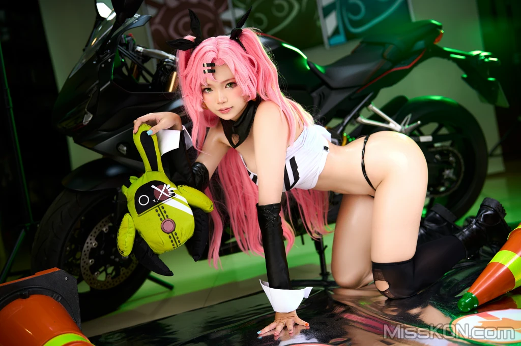 Coser@ZinieQ_ Nicole (Zenless Zone Zero)