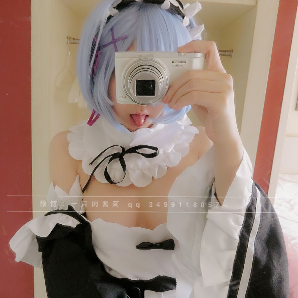 Coser@一只肉酱阿_ 雷姆