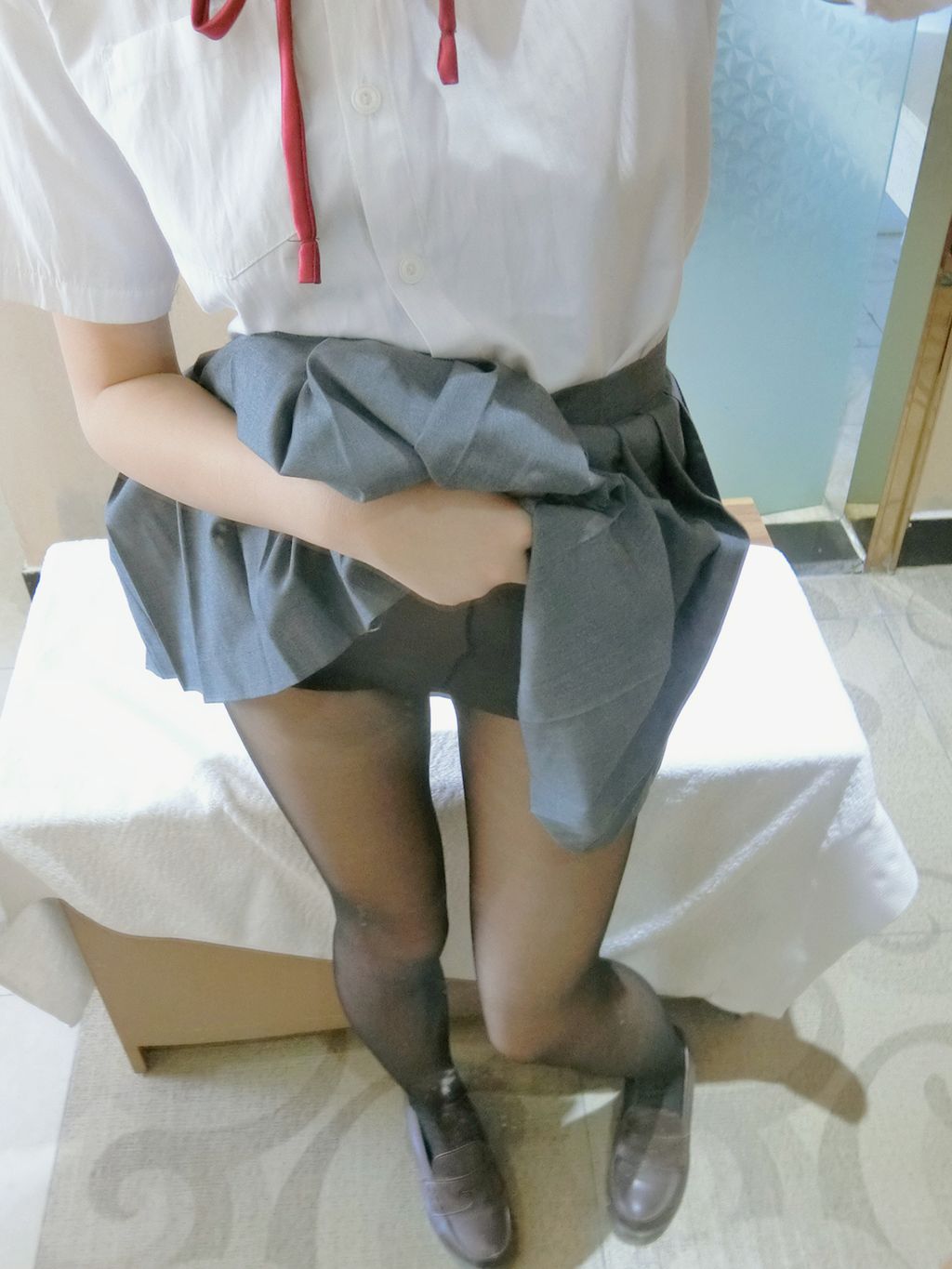 Coser@一只肉酱阿_ 黑丝制服