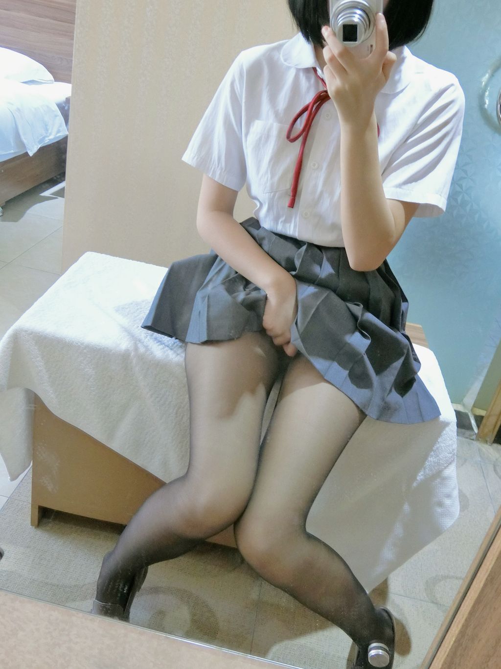 Coser@一只肉酱阿_ 黑丝制服