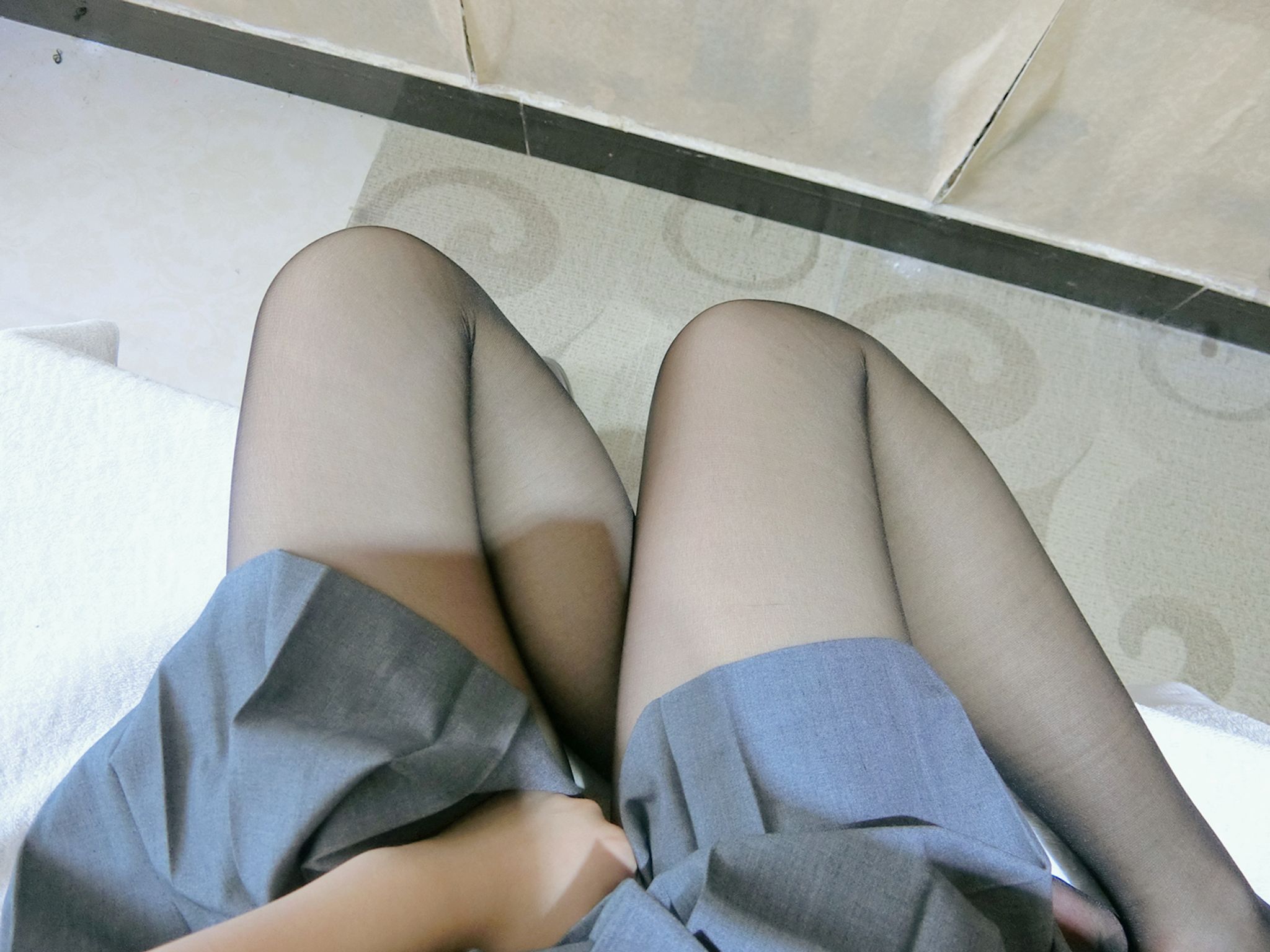 Coser@一只肉酱阿_ 黑丝制服