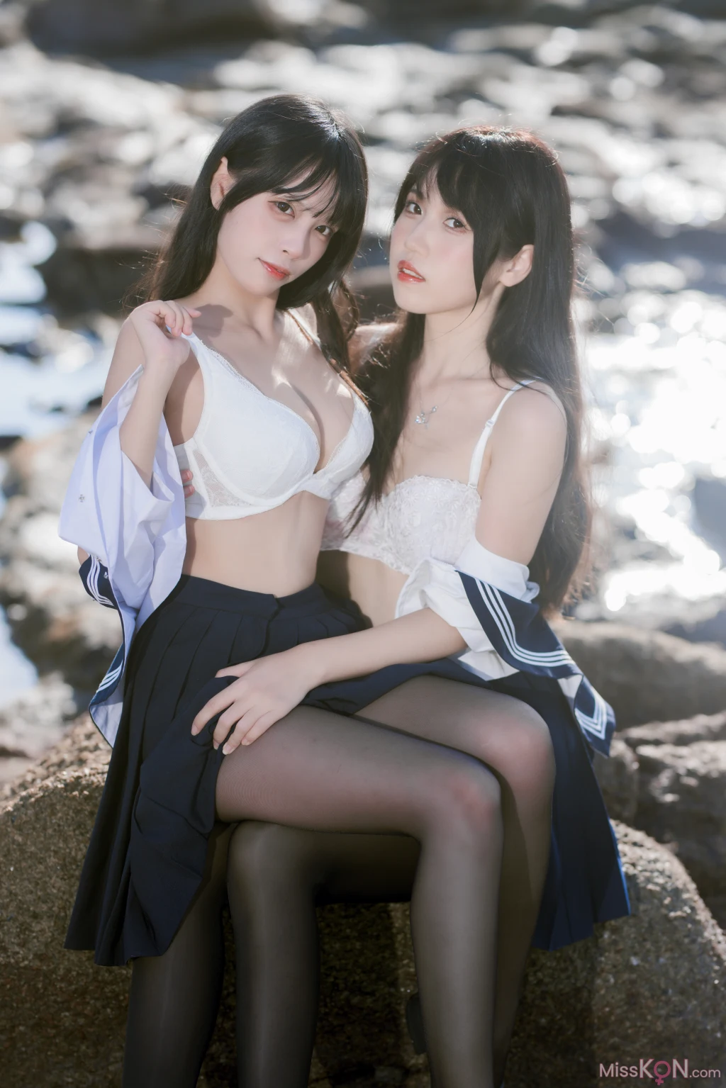 Coser@不呆猫 & 三無人型_ 水手服百合黑丝