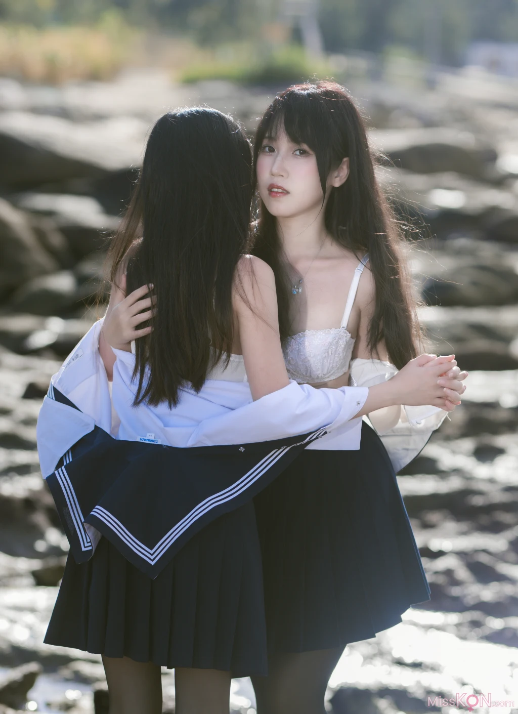 Coser@不呆猫 & 三無人型_ 水手服百合黑丝