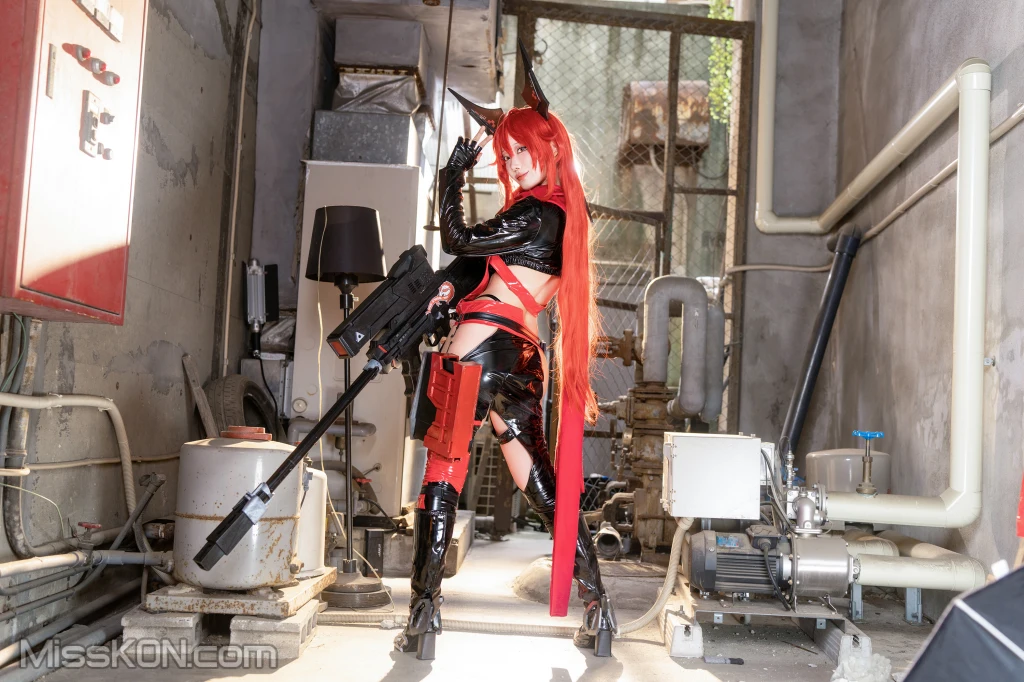 Coser@切切Celia_ KIRIKO NIKKE Goddess Shadow