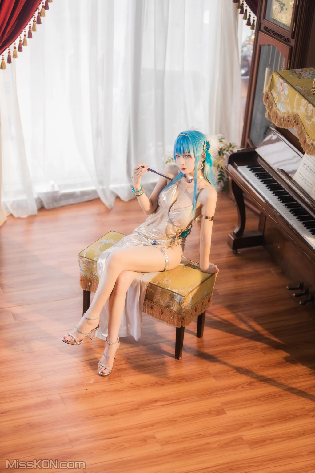 Coser@封疆疆v_ NIKKE 胜利女神 海伦娜