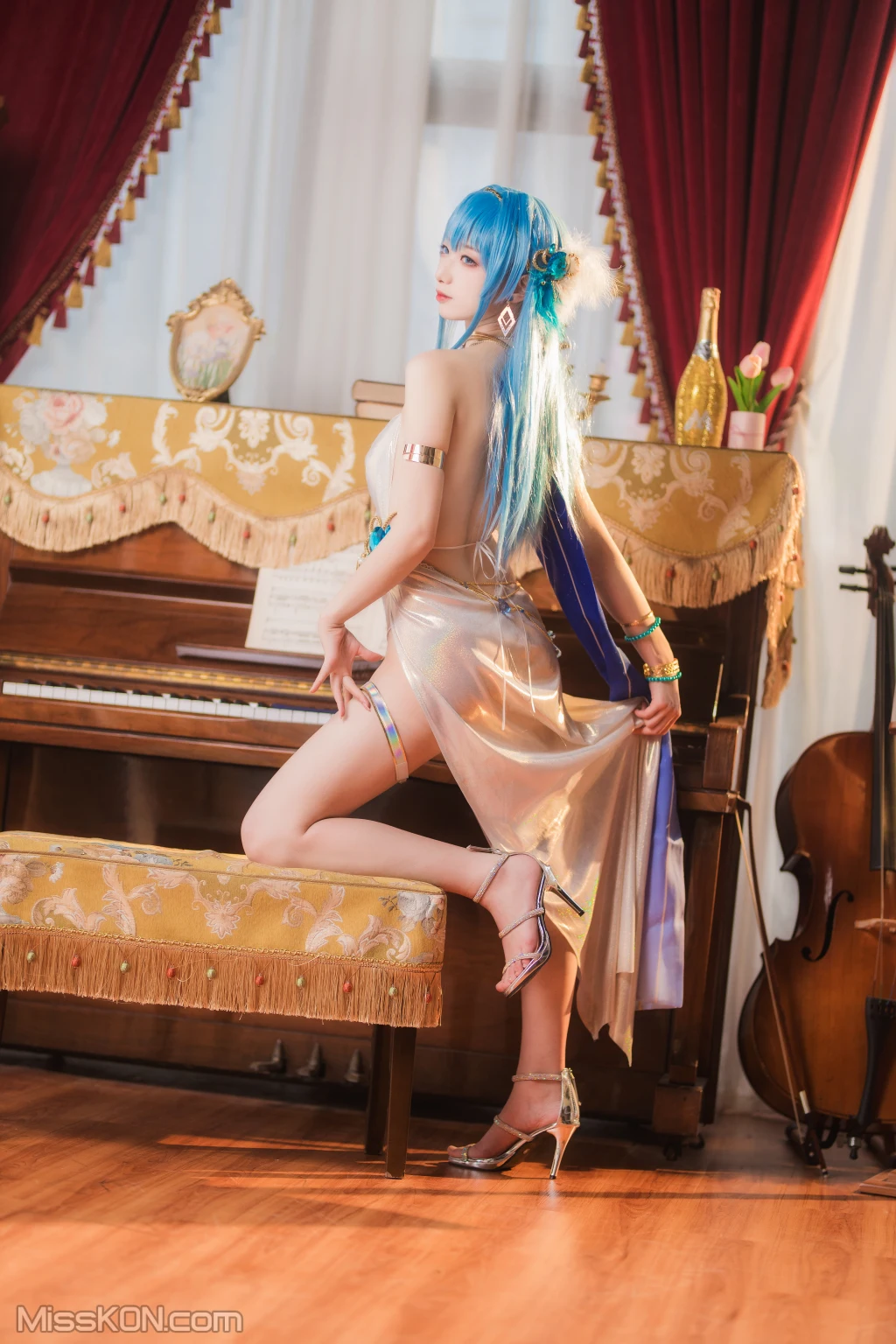 Coser@封疆疆v_ NIKKE 胜利女神 海伦娜